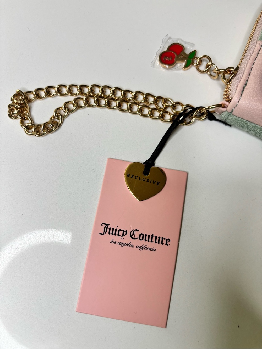 Juicy Couture Mint Green Velvet Wallet with Pink Trim and Gold Script - Picture 4 of 7